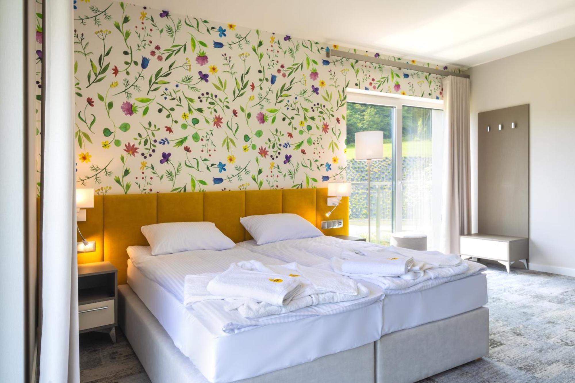 Miodowa Klinika Hotell Kamianna Eksteriør bilde